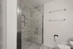 9423 Swallowtail Ln, Charlotte, NC 28269 - Photo 15