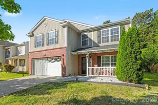9423 Swallowtail Ln, Charlotte, NC 28269 - Photo 3