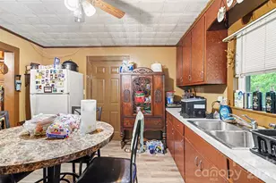 1730 2nd St Pl SW, Hickory, NC 28602 - Photo 15