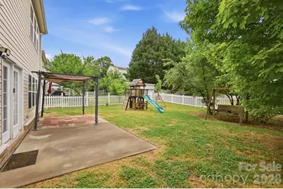 9013 Gailes Drive, Charlotte, NC 28278 - Photo 35