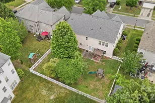 9013 Gailes Dr, Charlotte, NC 28278 - Photo 39