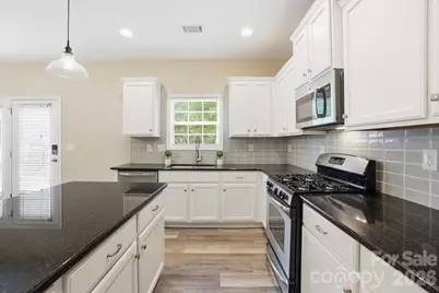 9013 Gailes Drive, Charlotte, NC 28278 - Photo 15