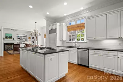 2046 Hopedale Avenue, Charlotte, NC 28207 - Photo 11