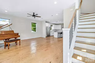 200 Stafford St, Black Mountain, NC 28711 - Photo 5