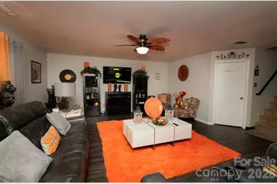6135 Blue Ash Lane, Charlotte, NC 28215 - Photo 11