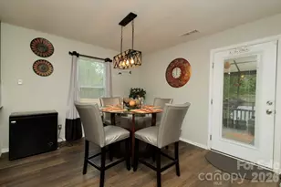 6135 Blue Ash Ln, Charlotte, NC 28215 - Photo 13
