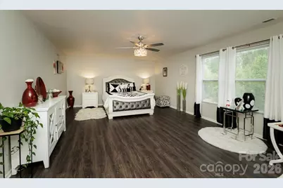 6135 Blue Ash Lane, Charlotte, NC 28215 - Photo 19