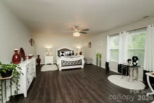 6135 Blue Ash Ln, Charlotte, NC 28215 - Photo 19