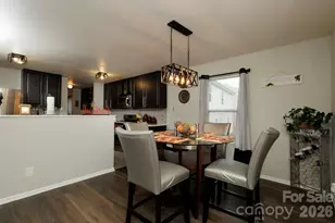 6135 Blue Ash Ln, Charlotte, NC 28215 - Photo 7