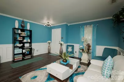 6135 Blue Ash Lane, Charlotte, NC 28215 - Photo 3
