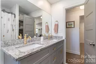 3733 Sargeant Dr, Charlotte, NC 28217 - Photo 21