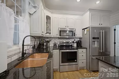 2570 Blowing Rock Boulevard, Lenoir, NC 28645 - Photo 21