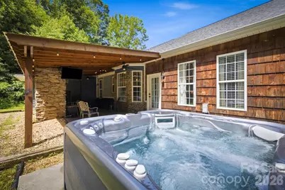 2570 Blowing Rock Boulevard, Lenoir, NC 28645 - Photo 7