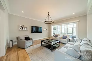 408 Melbourne Ct, Charlotte, NC 28209 - Photo 11