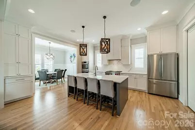 408 Melbourne Court, Charlotte, NC 28209 - Photo 5