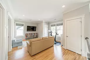 408 Melbourne Ct, Charlotte, NC 28209 - Photo 25