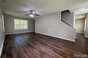 6017 Black Bear Ct, Charlotte, NC 28214 - Photo 5