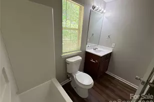 6017 Black Bear Ct, Charlotte, NC 28214 - Photo 21