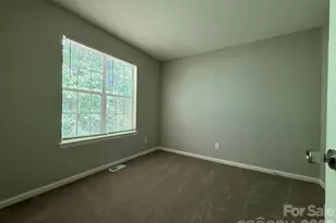 6017 Black Bear Ct, Charlotte, NC 28214 - Photo 25