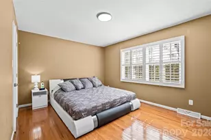 7037 Crossridge Rd, Charlotte, NC 28214 - Photo 21