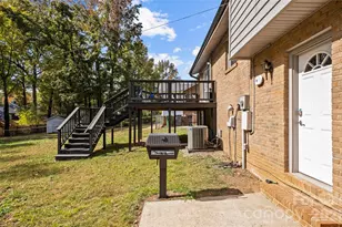 7037 Crossridge Rd, Charlotte, NC 28214 - Photo 31