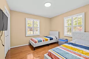 7037 Crossridge Rd, Charlotte, NC 28214 - Photo 19
