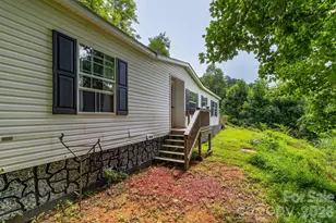 205 Sleepy Holw Dr, Mars Hill, NC 28754 - Photo 17