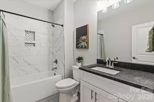 14125 Shelburne Vlg Dr, Charlotte, NC 28278 - Photo 23