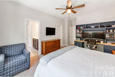 8753 Aspinwall Drive, Charlotte, NC 28216 - Photo 23