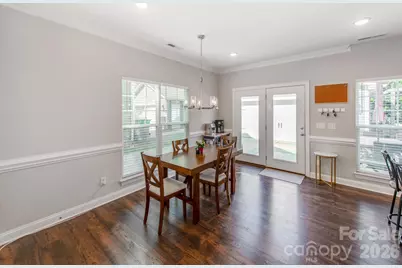8753 Aspinwall Drive, Charlotte, NC 28216 - Photo 9