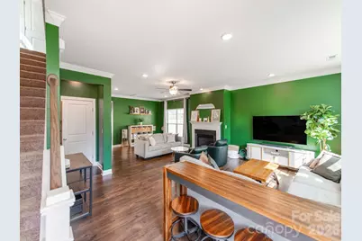 8753 Aspinwall Drive, Charlotte, NC 28216 - Photo 7
