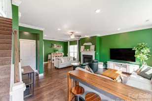 8753 Aspinwall Dr, Charlotte, NC 28216 - Photo 7