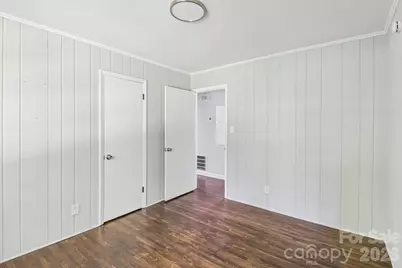 5320 Dolphin Lane, Charlotte, NC 28215 - Photo 19