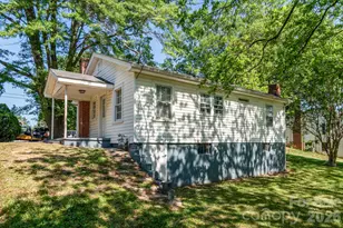 109 Hillcrest Dr, Bessemer City, NC 28016 - Photo 7