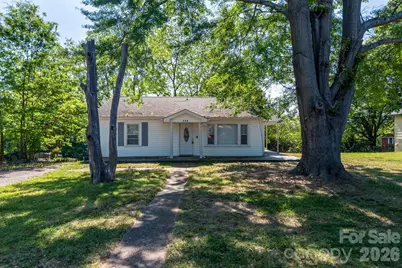 109 Hillcrest Drive, Bessemer City, NC 28016 - Photo 1