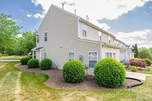 10430 Trolley Run Dr, Cornelius, NC 28031 - Photo 21