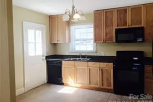 1645 Morningside Dr, Charlotte, NC 28205 - Photo 7