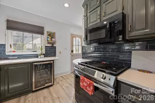 2414 Hassell Pl, Charlotte, NC 28209 - Photo 13