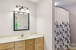 817 Greenwood Dr, Hendersonville, NC 28791 - Photo 19