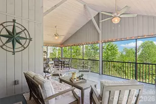 817 Greenwood Dr, Hendersonville, NC 28791 - Photo 29