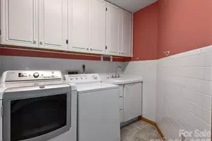 2401 Little River Rd, Hendersonville, NC 28739 - Photo 31
