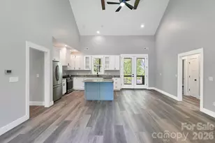 404 High Ridge Dr, Mills River, NC 28759 - Photo 11