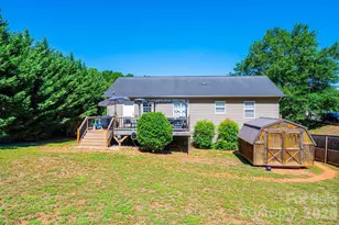 1896 Bakers Glade Ln, Hickory, NC 28602 - Photo 33
