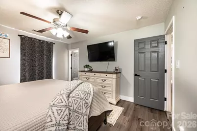 1896 Bakers Glade Lane, Hickory, NC 28602 - Photo 17