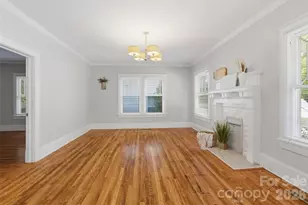 116 S Patterson St, Statesville, NC 28677 - Photo 7