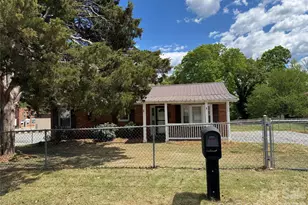 203 Laurel St SE, Valdese, NC 28690 - Photo 3