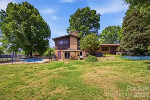3634 Brookwood Dr, Maiden, NC 28650 - Photo 11