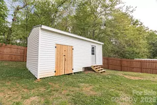 445 Old Caroleen Rd, Forest City, NC 28043 - Photo 21