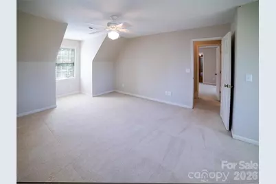 1421 Windsor Street NE, Lenoir, NC 28645 - Photo 17