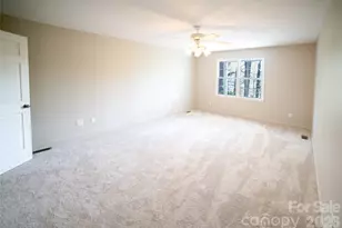 1421 Windsor St NE, Lenoir, NC 28645 - Photo 15
